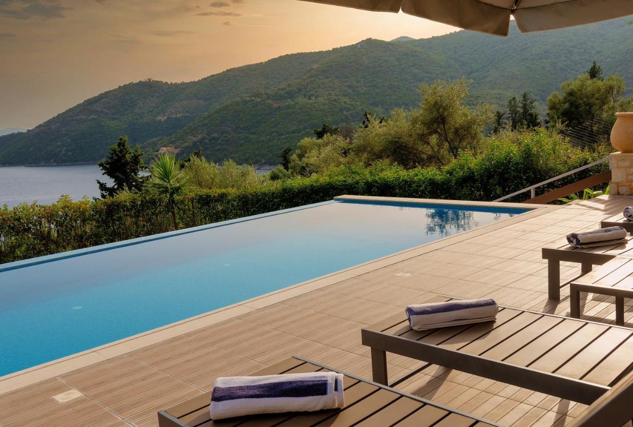 Ionian Diamond Villas Mikros Gialos Ngoại thất bức ảnh