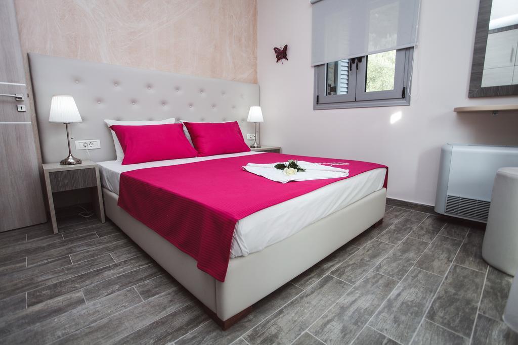 Ionian Diamond Villas Mikros Gialos Ngoại thất bức ảnh